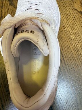 Gucci Pink Leather Sneaker